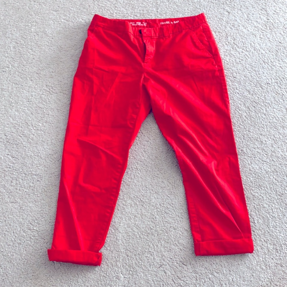 Gap broken in straight khakis